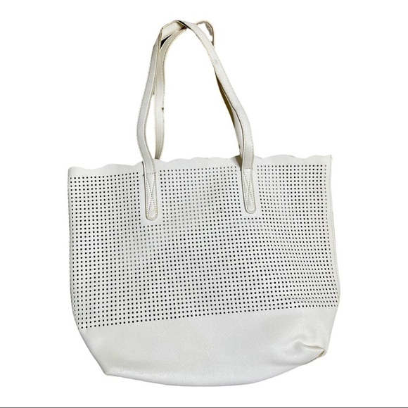 Neiman Marcus Handbags - Large Vintage Neiman Marcus Vegan White Silver Scallop Top Shopper Tote